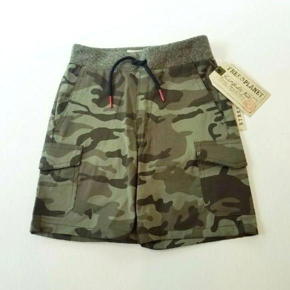 Free Planet Camo Shorts 4T - Picture 1 of 5